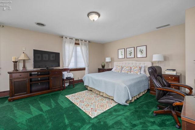 1711 Willow Drive, Sandusky, OH 44870