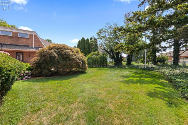 1711 Willow Drive, Sandusky, OH 44870