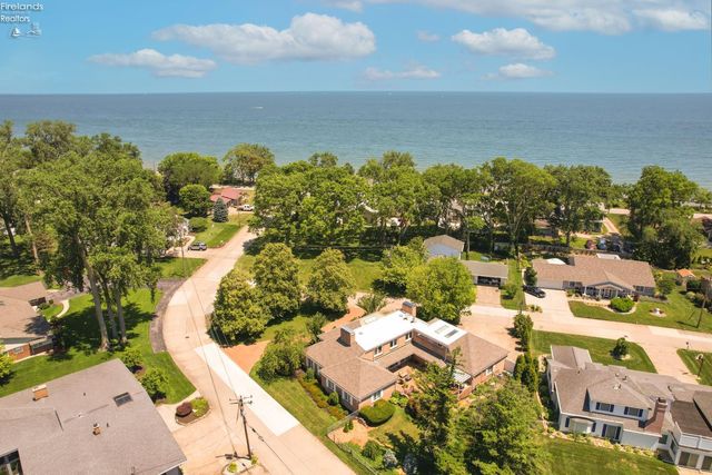 1711 Willow Drive, Sandusky, OH 44870