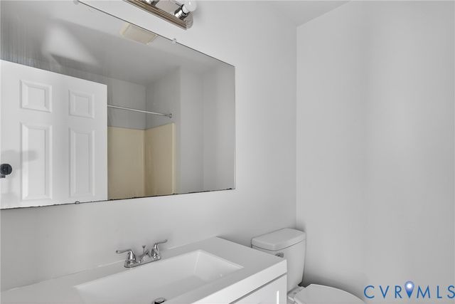 2842 Pine Meadows Cir, Chester, VA 23831