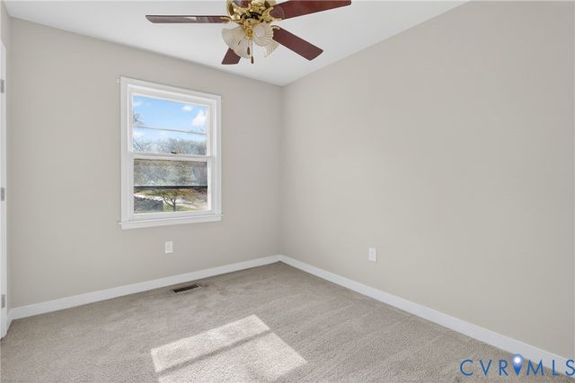 2842 Pine Meadows Cir, Chester, VA 23831