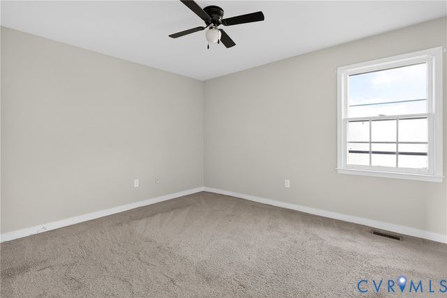 2842 Pine Meadows Cir, Chester, VA 23831