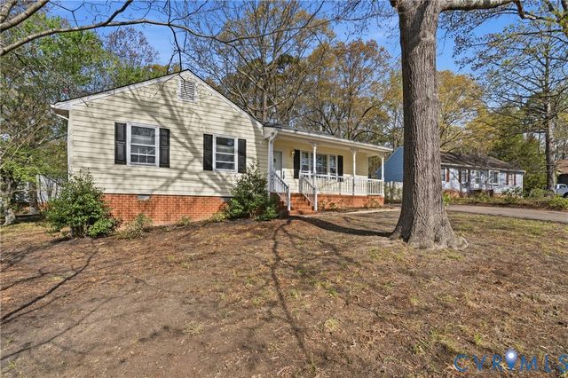 2842 Pine Meadows Cir, Chester, VA 23831