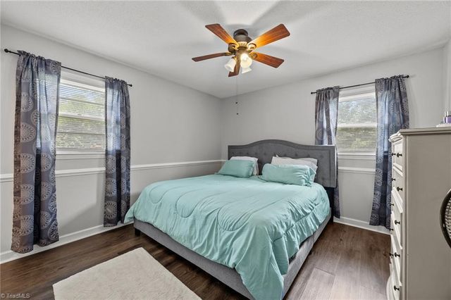 4402 Valley View Road, Thomasville, NC 27360