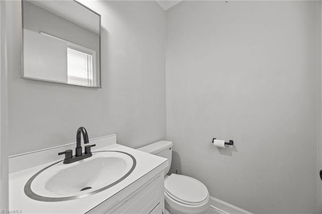4402 Valley View Road, Thomasville, NC 27360