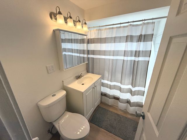 16530 California Avenue, Markham, IL 60428