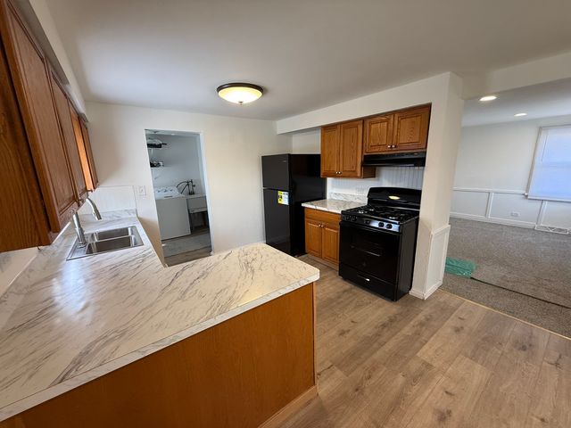 16530 California Avenue, Markham, IL 60428