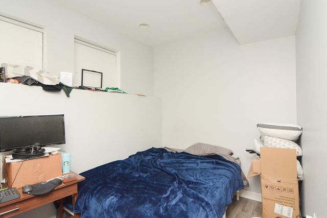 3751 W Diversey Avenue B, Chicago, IL 60647