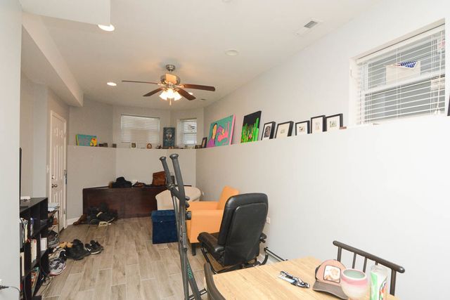 3751 W Diversey Avenue B, Chicago, IL 60647