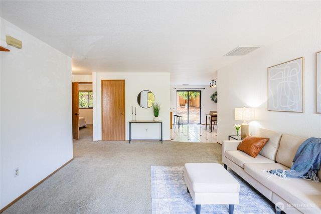 3513 Autumnwood Ct SE, Olympia, WA 98501