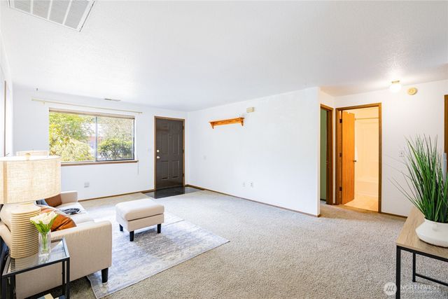3513 Autumnwood Ct SE, Olympia, WA 98501