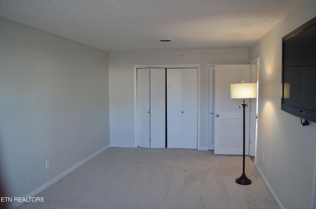 8632 Tervada Drive, Knoxville, TN 37931