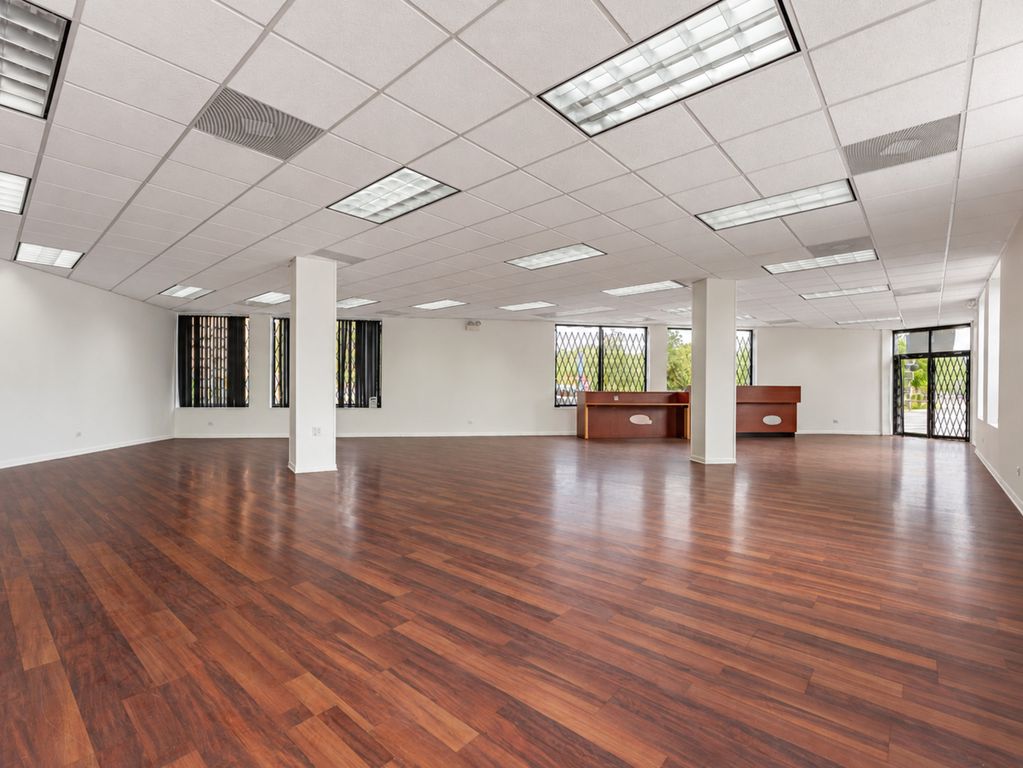 3200 N Milwaukee Avenue, Chicago, IL 60618 — photo 2