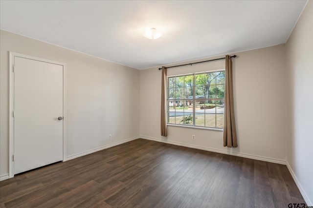 1805 De Charles Street, Tyler, TX 75701