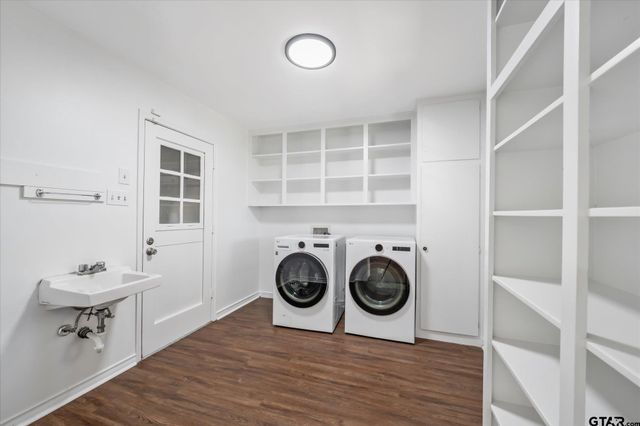 1805 De Charles Street, Tyler, TX 75701