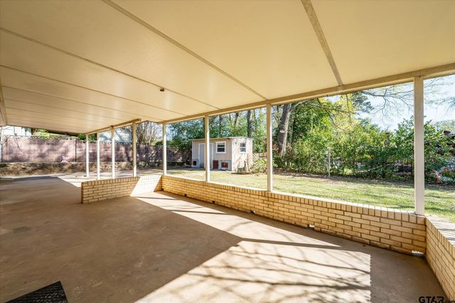 1805 De Charles Street, Tyler, TX 75701