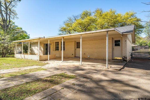 1805 De Charles Street, Tyler, TX 75701