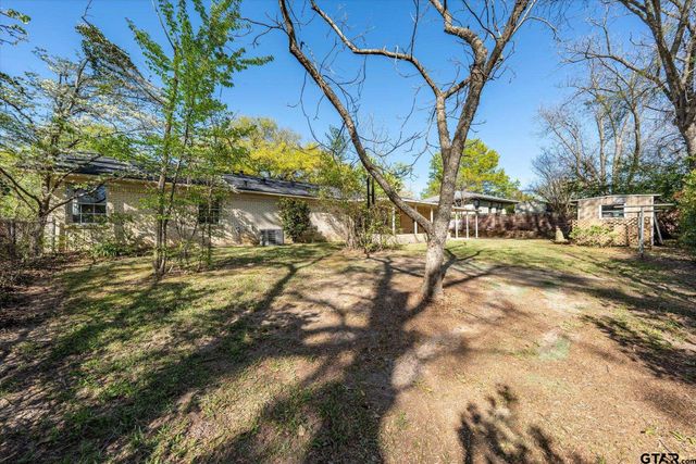 1805 De Charles Street, Tyler, TX 75701