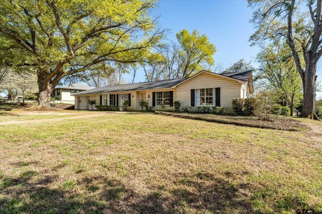 1805 De Charles Street, Tyler, TX 75701