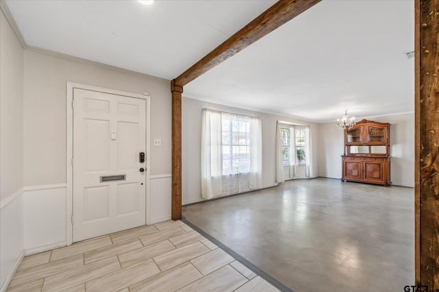 1805 De Charles Street, Tyler, TX 75701