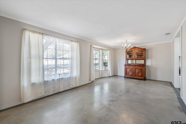 1805 De Charles Street, Tyler, TX 75701