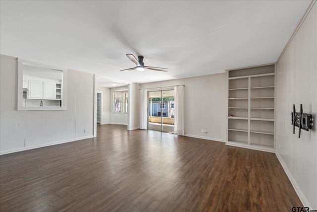 1805 De Charles Street, Tyler, TX 75701