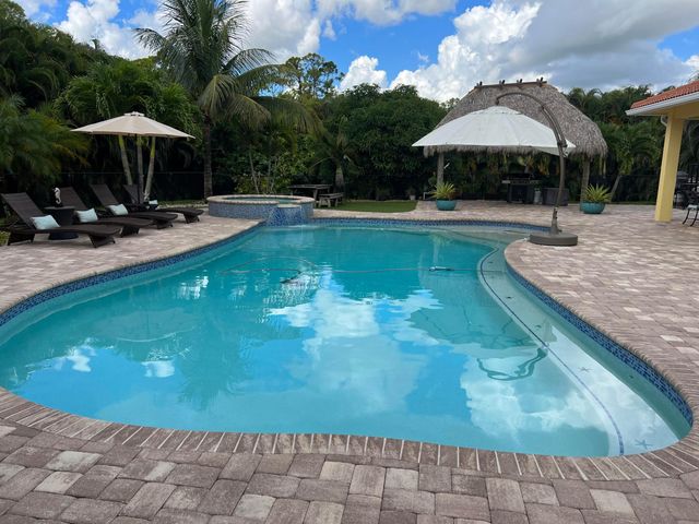 12216 N 85th Rd Road N, West Palm Beach, FL 33412