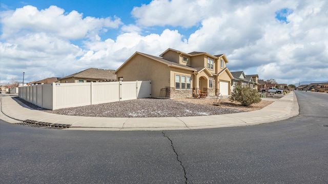 654 Chalisa Avenue, Grand Junction, CO 81505
