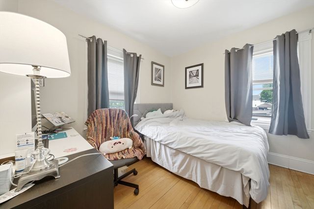 136 Hollis Ave, Quincy, MA 02171