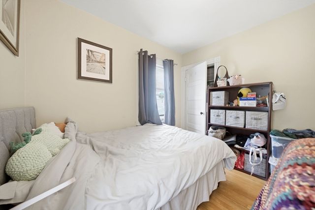 136 Hollis Ave, Quincy, MA 02171