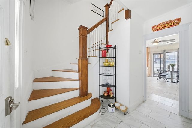 136 Hollis Ave, Quincy, MA 02171