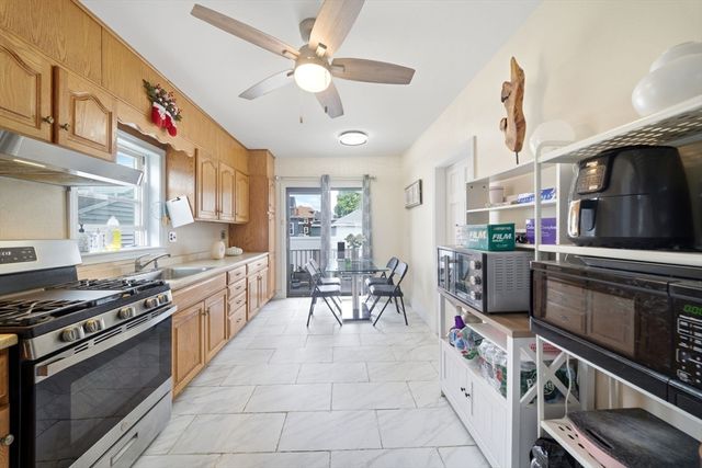 136 Hollis Ave, Quincy, MA 02171