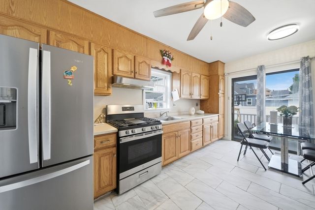 136 Hollis Ave, Quincy, MA 02171