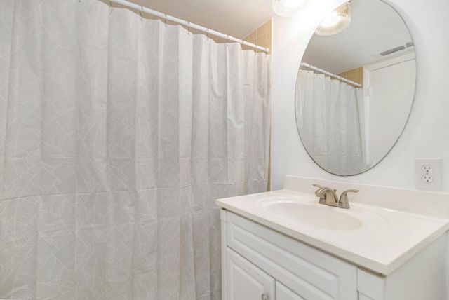 3525 S Ocean Boulevard 111, South Palm Beach, FL 33480