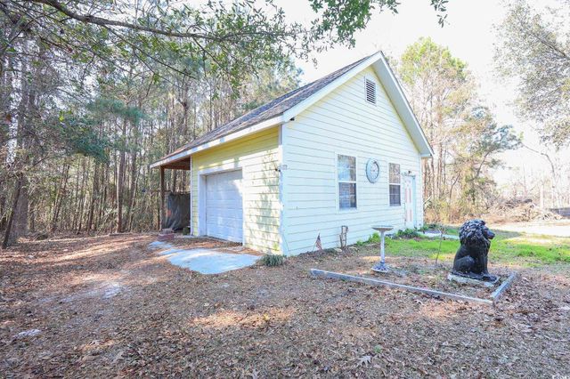 4244 Luck Ave., Little River, SC 29566