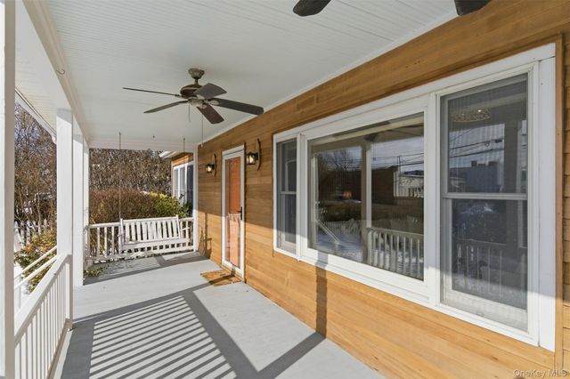 5 Fenwick Street, Greenlawn, NY 11740