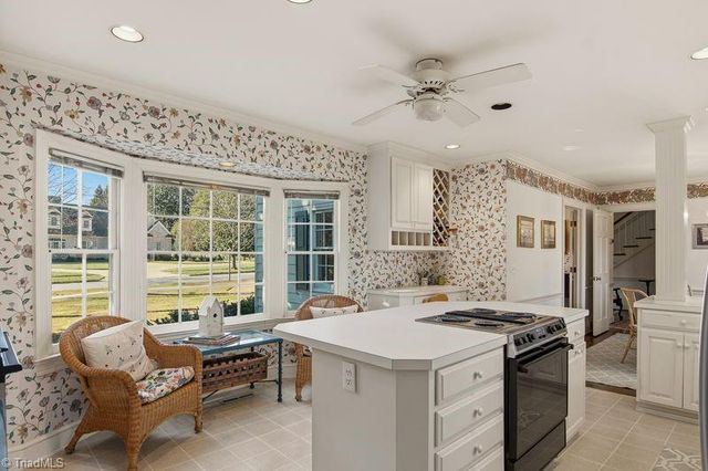 2325 Warwick Road, Winston-salem, NC 27104