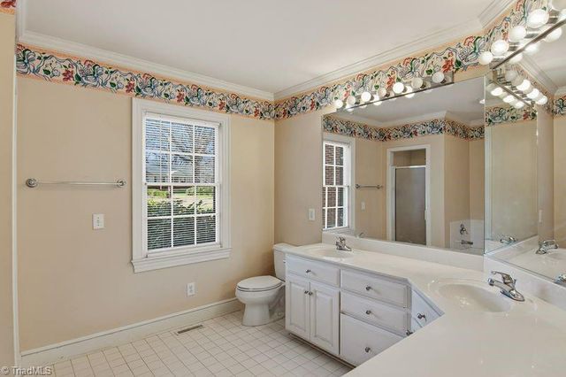 2325 Warwick Road, Winston-salem, NC 27104