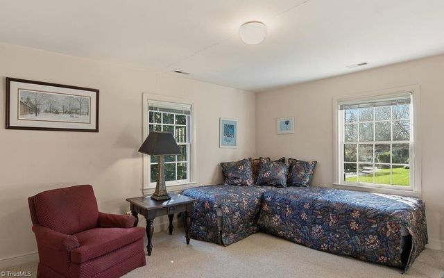 2325 Warwick Road, Winston-salem, NC 27104