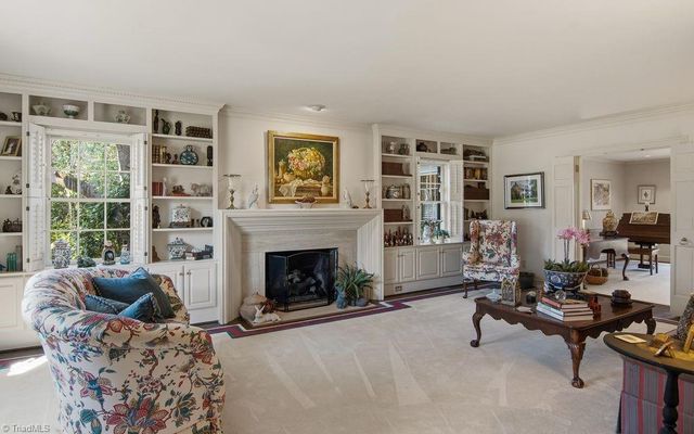 2325 Warwick Road, Winston-salem, NC 27104