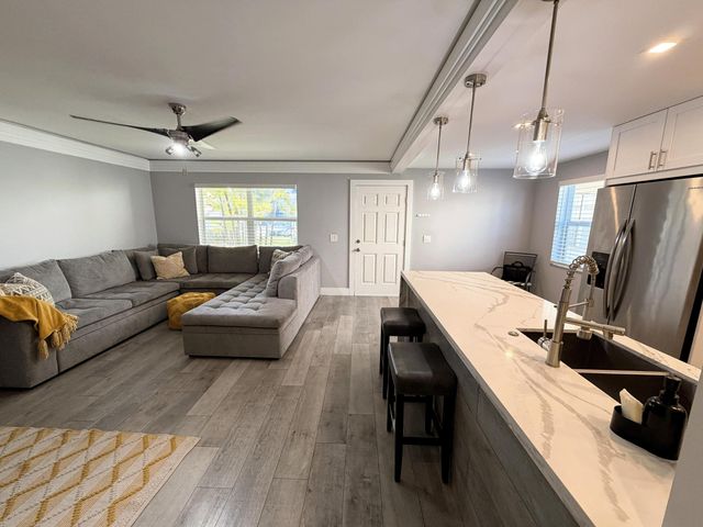 397 Burgundy I, Delray Beach, FL 33484