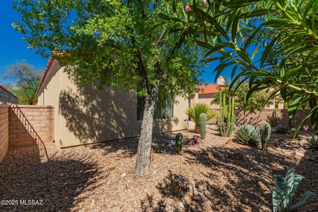 7392 E Vactor Ranch Trail, Tucson, AZ 85715