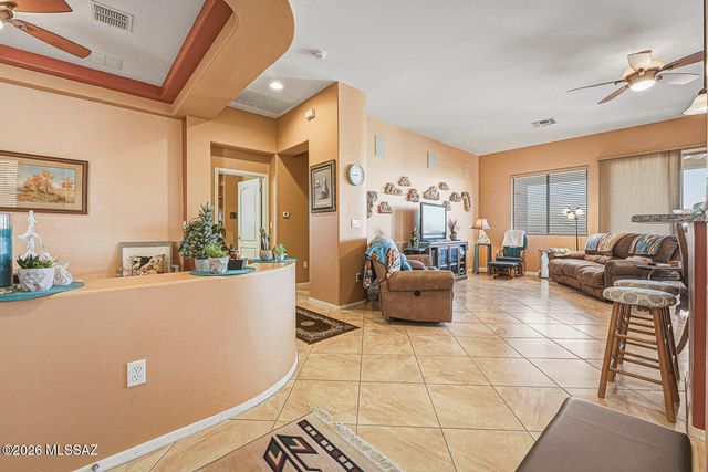 566 N Feke Court, Green Valley, AZ 85614