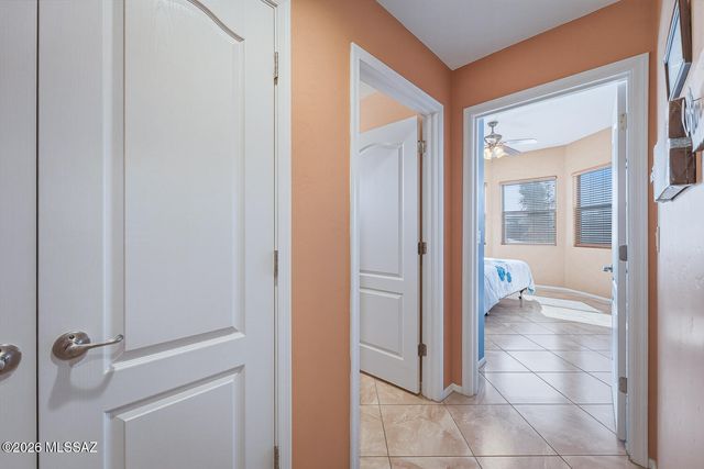 566 N Feke Court, Green Valley, AZ 85614