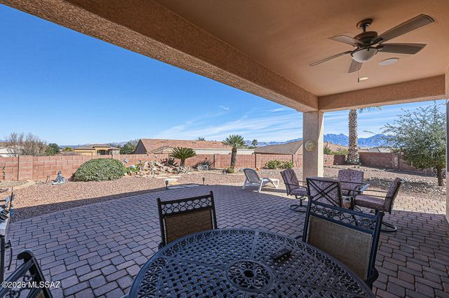 566 N Feke Court, Green Valley, AZ 85614