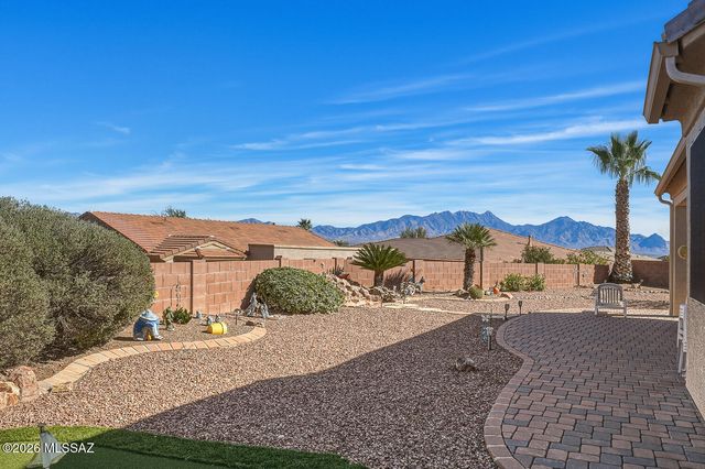 566 N Feke Court, Green Valley, AZ 85614
