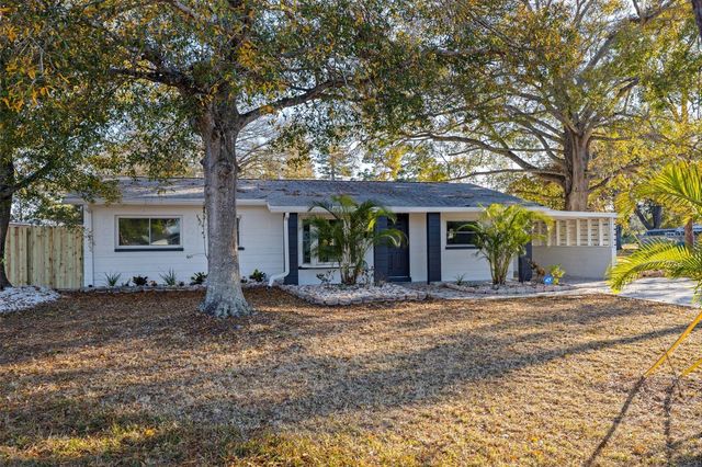 5533 ATLANTIC AVENUE N, St Petersburg, FL 33703