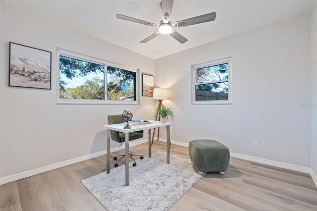 5533 ATLANTIC AVENUE N, St Petersburg, FL 33703