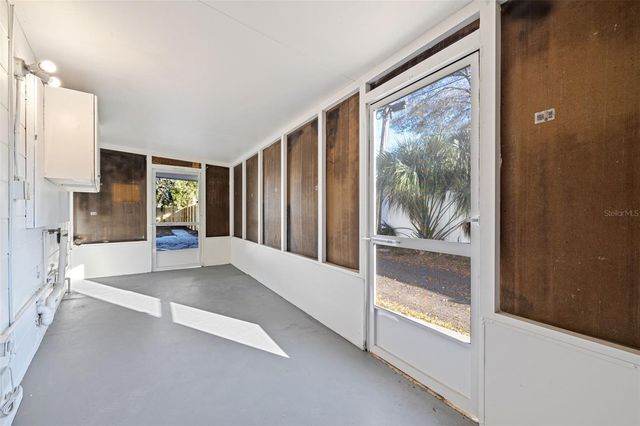 5533 ATLANTIC AVENUE N, St Petersburg, FL 33703