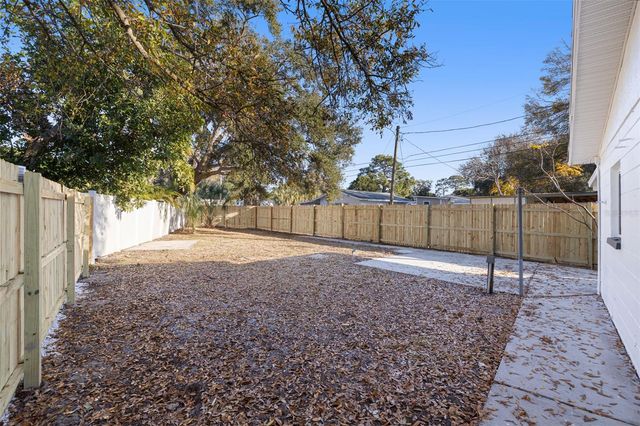 5533 ATLANTIC AVENUE N, St Petersburg, FL 33703